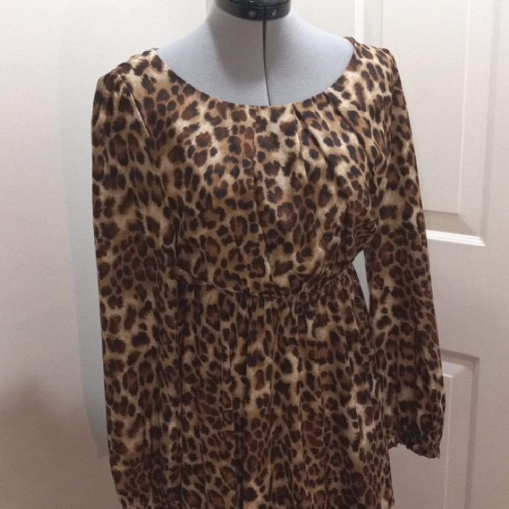 Umgee Sz Large, Tiger print Midi Dress with Toule slip